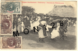 AFRIQUE OCCIDENTALE DAHOMEY - BENIN - DANSES DE FETICHEUSES- POSTEE AU SENEGAL - Benin