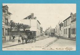 CPA 202 - Attelage Calèche Diligence Gtande Rue BOURRON 77 - Other & Unclassified