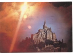 50 - MANCHE - LE MONT SAINT MICHEL - Effet D'Apocalypse Sur Le Mont Saint Michel - Le Mont Saint Michel