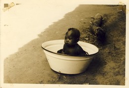 GUINÉ PORTUGUESA - Hora Do Banho - GUINÉ - Guinea Bissau