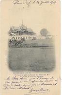 Cambodge - Pnompenh - Tribune De Gala Et Façade Du Palais Du Roi Au Nord De La Porte D'entrée - Cambodge