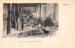 63-THIERS-INTERIEUR D'UNE COUTELLERIE ( FEMMES) - Thiers