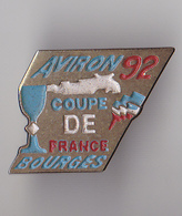 PIN'S THEME SPORT AVIRON COUPE DE FRANCE  1992 A BOURGES - Rowing