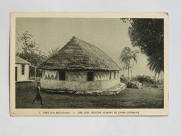 C.P.A. WALLIS LANO , Une Case Indigène Servant De Grand Séminaire - Wallis And Futuna