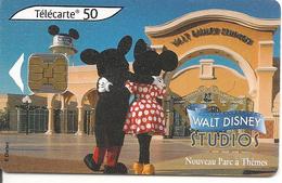 CARTE°-PUBLIC-50U-F1208 C-OB2-04/02-WALT DISNEY STUDIO-MINNIE-UTILISE-TBE-RARE - 2002