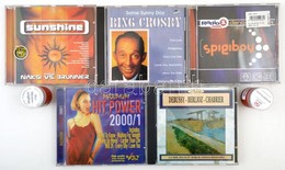 2 Db Diafilm (Kutyakötelesség, Sicc Meseországban) + 5 Db CD (Bing Crosby, Debussy, Spigiboy, Stb.) - Andere & Zonder Classificatie