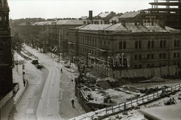 1980. Július 28. Budapest, Marx Tér, A MÁV-ház Felrobbantásáról Készült Felvétel Sorozat, 26 Db Szabadon Felhasználható  - Autres & Non Classés