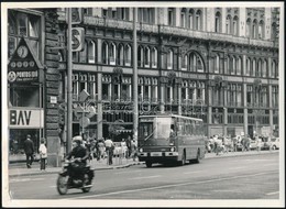 Cca 1980 Budapest, A 89A Jelzés? Ikarus Busz A Ferenciek Terén, Fotó, 13x18 Cm - Altri & Non Classificati