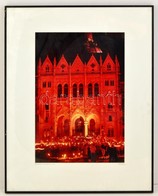 RARocz Jelzésel: Parlament, Budapest, 1990. Október 23., Nagyméret? Fotó, üvegezett Keretben, 49×33 Cm - Andere & Zonder Classificatie