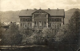 * T2/T3 1926 Petrozsény, Petrosani; Zárda / Nunnery. Photo (EK) - Non Classés