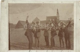 * 1913 Podolin, Podolínec; Gimnazista Diákok Heged?vel. Studentika / Students Celebrating With Violin Music, Studentica, - Zonder Classificatie