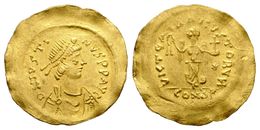 347 JUSTINO I. Tremissis. 492-518 D.C. Constantinopla. A/ Busto Con Diadema De Perlas, Drapeado Y Con Coraza A Derecha.  - República (-280 / -27)