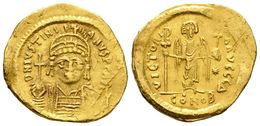 348 JUSTINIANO I. Sólido. 527-565 D.C. Constantinopla. A/ Busto Con Casco Y Coraza De Frente Sosteniendo Globo Crucífero - República (-280 / -27)