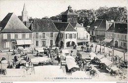 D64 - < LEMBEYE  < Vue Animée - UN COIN DU MARCHE - Lembeye