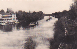 Butry - Valmondois - Bord De L'Oise (remorqueur Et Chalands En Convoi) Circulé 1960 - Butry