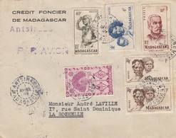 MADAGASCAR -  LETTRE PAR AVION CREDIT FONCIER DE MADAGASCAR ANTSIRABE 1.4.1945 POUR LA ROCHELLE    / 1 - Covers & Documents