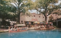 CARTE POSTALE ORIGINALE DE 9CM/14CM : SAN ANTONIO RIVER  CHARMING GONDOLAS UNUSUAL  RESTAURANTS SAN ANTONIO TEXAS  USA - San Antonio