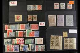 ACCUMULATION IN LARGE SHOEBOX Interesting Early To Modern World Accumulation On Stock Cards, Old Auction Folders, Note B - Autres & Non Classés