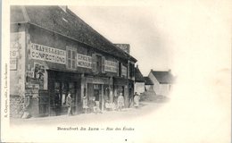 39 - BEAUFORT Du JURA -- Rue Des Ecoles - Beaufort