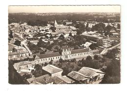 CPA 17 MONTENDRE Les PINS Groupe Scolaire Vue Aérienne Peu Commune - Montendre