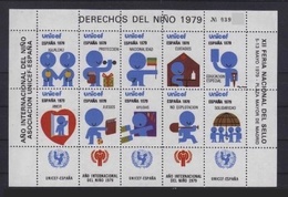 ESPAÑA 1979 - HOJITA RECUERDO DERECHOS DEL NIÑO 1979 (DENTADA) - Feuillets Souvenir