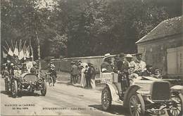 D-18-691 : MARCHE DE L'ARMEE. 29 MAI 1904. ROQUENCOURT. AUTOMOBILE FLEURIE - Rocquencourt