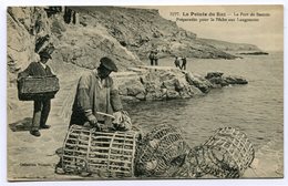 CPA - Carte Postale - France - Le Port De Bestrée - Préparatifs Pour La Pêche Aux Langoustes ( CP3829 ) - Plogoff