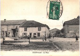 Carte Postale Ancienne De  AUZEVILLE - La Place - Other Municipalities