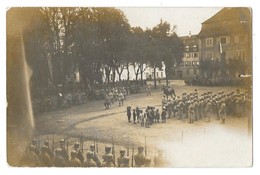 GUERRE 1914-18 327ème Régiment Infanterie De VALENCIENNES Cp Photo Remise Fourragère Dans Un Village D'Alsace ? 1918 - Valenciennes