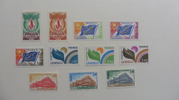 France :   Service : 11 Timbres Neufs - Usati