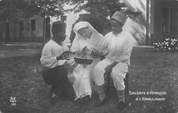 Soldat D'Afrique à L'Ambulance - Infirmière - Militaria - Guerre De 1914-1918 - Croix-Rouge