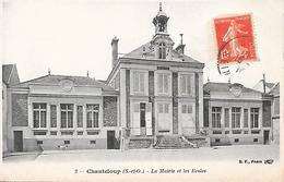 CHANTELOUP - ( 78 ) -  La Mairie Et Les Ecoles - Chanteloup Les Vignes