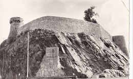 SAINT-LO. - Monument élevé à La Mémoire Des Victimes Du Bombardement Du 6 Juin 1944. CPSM 9x14 Pas Courante - Saint Lo