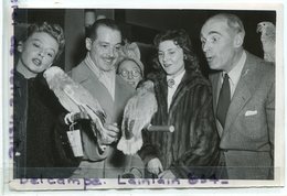 - Photo De Presse - Original - Fernand GRAVEY, Simone VALERE, Sophie DESMARETS, Film, 24-02-1951, TBE, Scans. - Célébrités