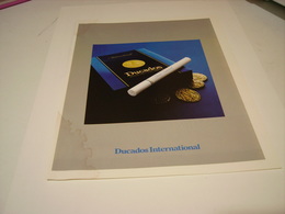 ANCIENNE PUBLICITE CIGARETTES DUCADOS INTERNATIONNAL 1982 - Objets Publicitaires