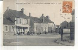 Recloses, Le Café Tabac Grison Et La Place Du Pilori - Other Municipalities