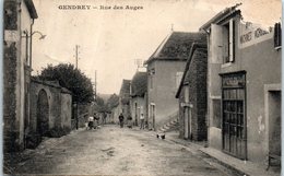 39 - GENDREY -- Rue Des Auges - état Léger Pli - Gendrey