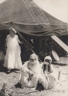 Ethniques Et Cultures - Maghreb - Femmes Marocaines - Tente Berbère - Afrika