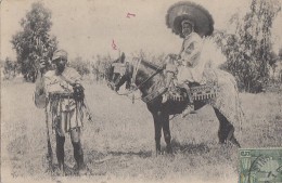 Ethniques Et Cultures - Maghreb - Cavalier Et Son Suivant - 1907 - Afrika