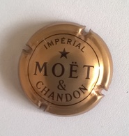 Plaque De Muselet Champagne - MOET ET CHANDON Impérial - Möt Et Chandon