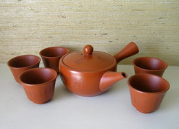 Vintage Japanese Spout Tea Pot And 5 Cups - Asian Art