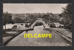 Delcampe - DF / 45 LOIRET / BRIARE / LE PONT-CANAL / CIRCULÉE EN 1952 - Briare
