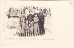 CPA TONKIN Cao Bang - Groupe De Femmes Et Enfants Thos De Trung-Khan-Phu - TB - Autres & Non Classés