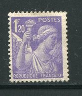 FRANCE- Y&T N°651- Oblitéré - 1939-44 Iris