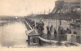 75-PARIS-INONDATIONS- LA LIGNE DES INVALIDES - Inondations De 1910