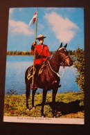 Royal Canadian Mounted Police  Gelaufen  1976 - Cartes Modernes