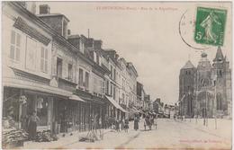 CARTE POSTALE   LE NEUBOURG 27  Rue De La République - Le Neubourg