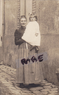 CARTE PHOTO,02,AISNE,CHAUNY,1918,RUE DE LA CHAUSSEE,HABITANTE DE L'EPOQUE,RARE,ENFANT - Chauny
