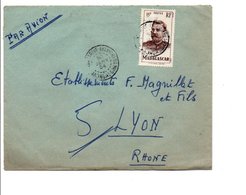 MADAGASCAR LETTRE POUR LA FRANCE DU 30/1/1954 - Lettres & Documents