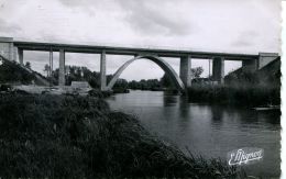 N°63223 -cpsm Dreux -le Viaduc De Chemin De Fer Sur L'Eure- - Ouvrages D'Art